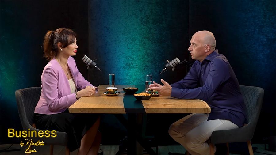 Business by Nicoleta Luciu